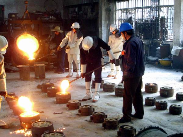 增壓中頻爐及其用途？